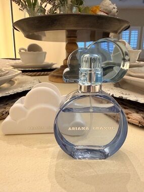 Ariana Grande Cloud Eau de Parfum 1.0 oz